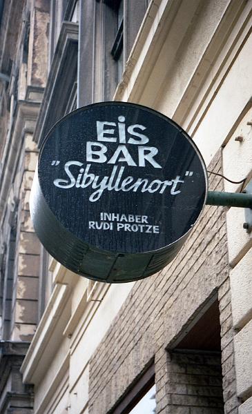 Dresden-Äußere Neustadt, Jordanstr. 2, 11.7.1996.jpg